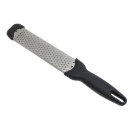 GRATTUGIA LUNGA INOX MANICO PLASTICA 772