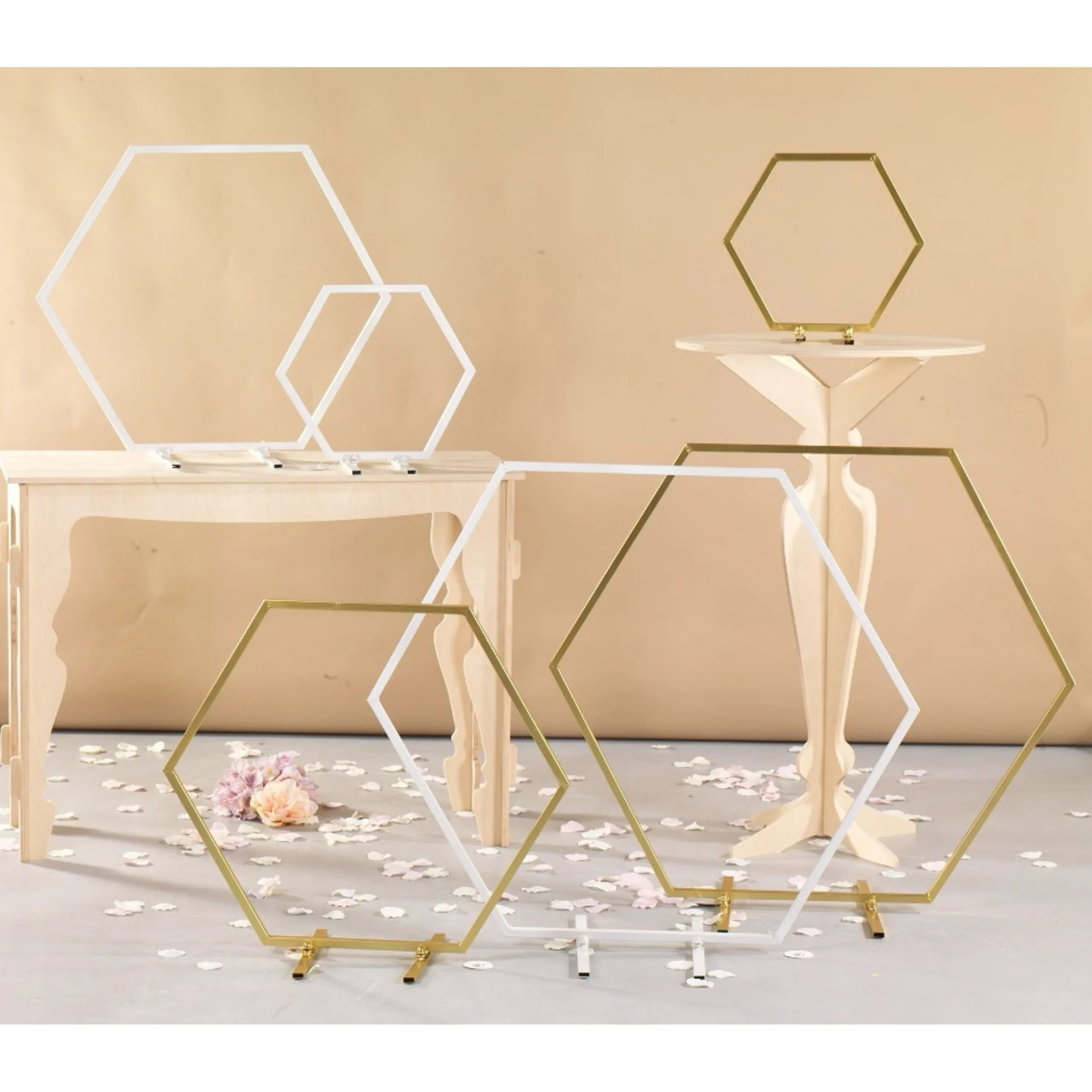 Vimin Box Struttura Esagon da Tavola D 70 Cm Oro