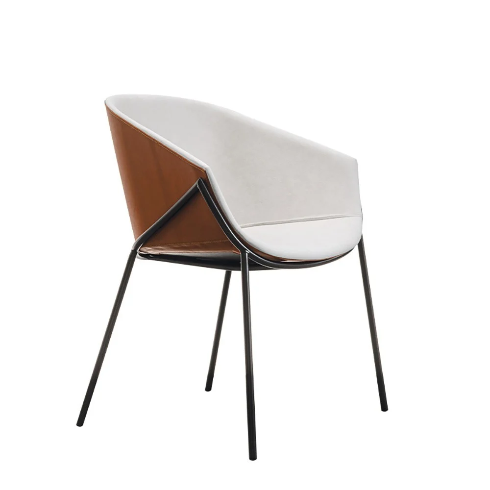 Airnova Calla poltrona moderna rivestita in cuoio