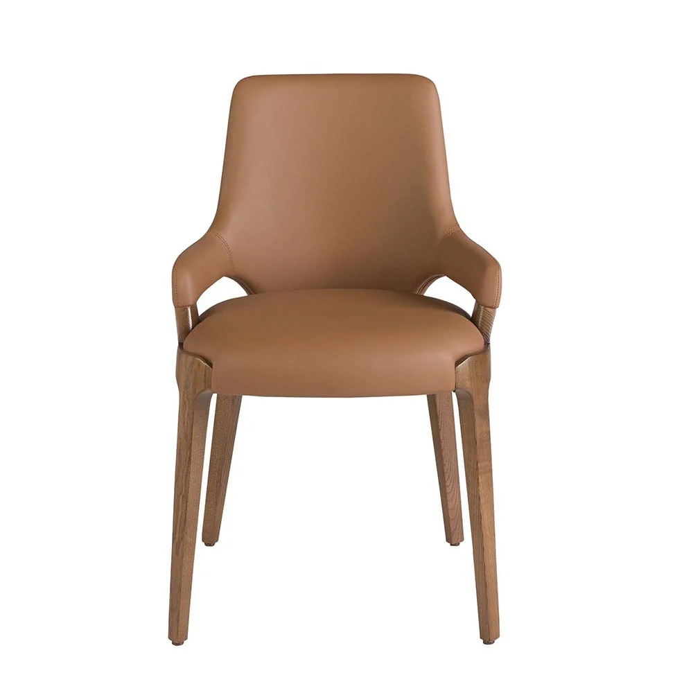 Angel Cerda sedia 4136 con struttura in legno color noce rivestita in similpelle marrone