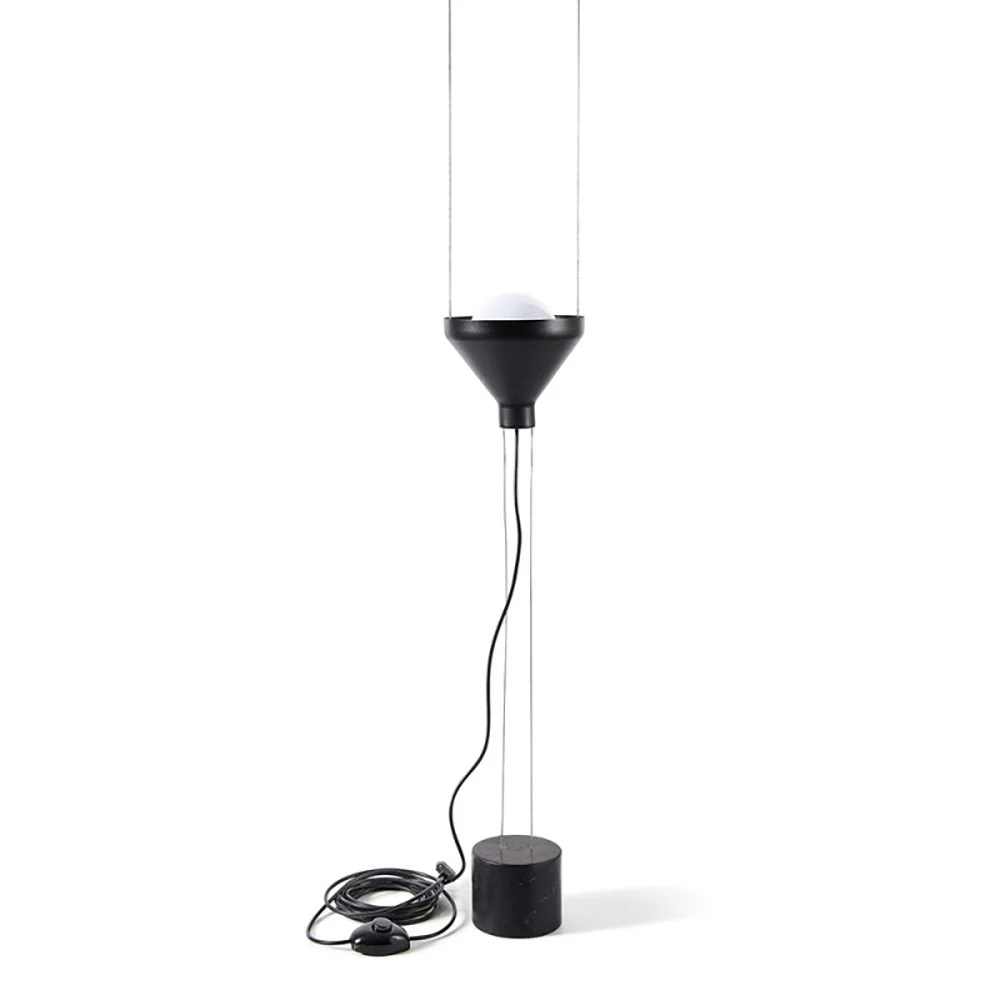 Atipico Alba lampada da terra regolabile in altezza
