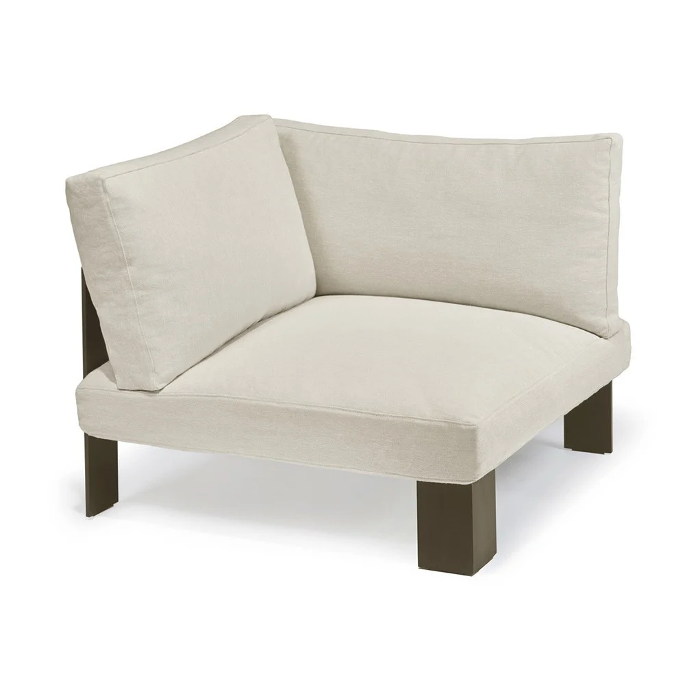 Bea Mombaers poltrona angolare da esterno beige