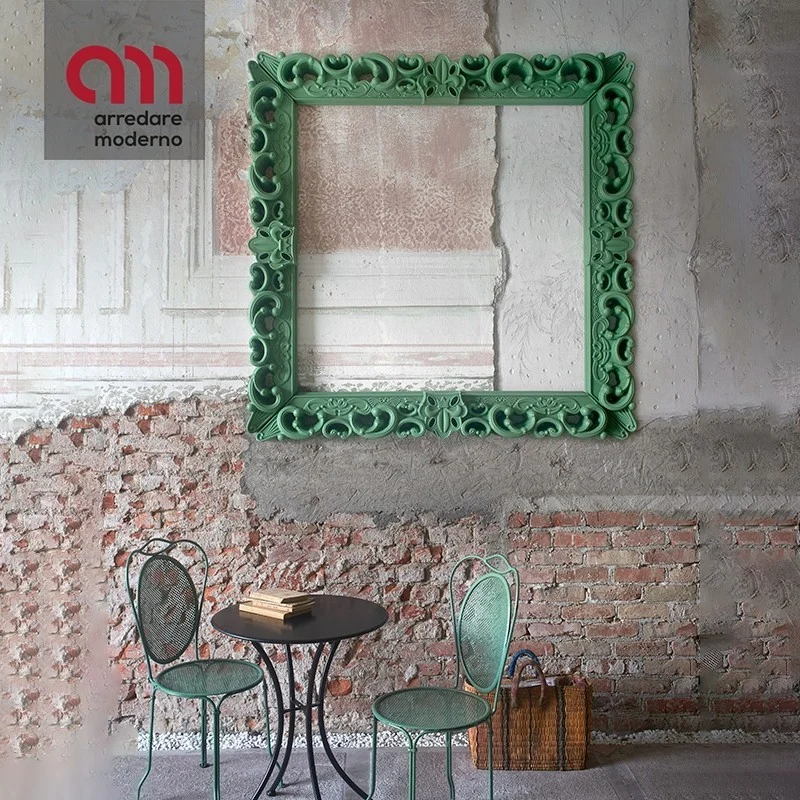 Cornice Frame of Love - S Slide