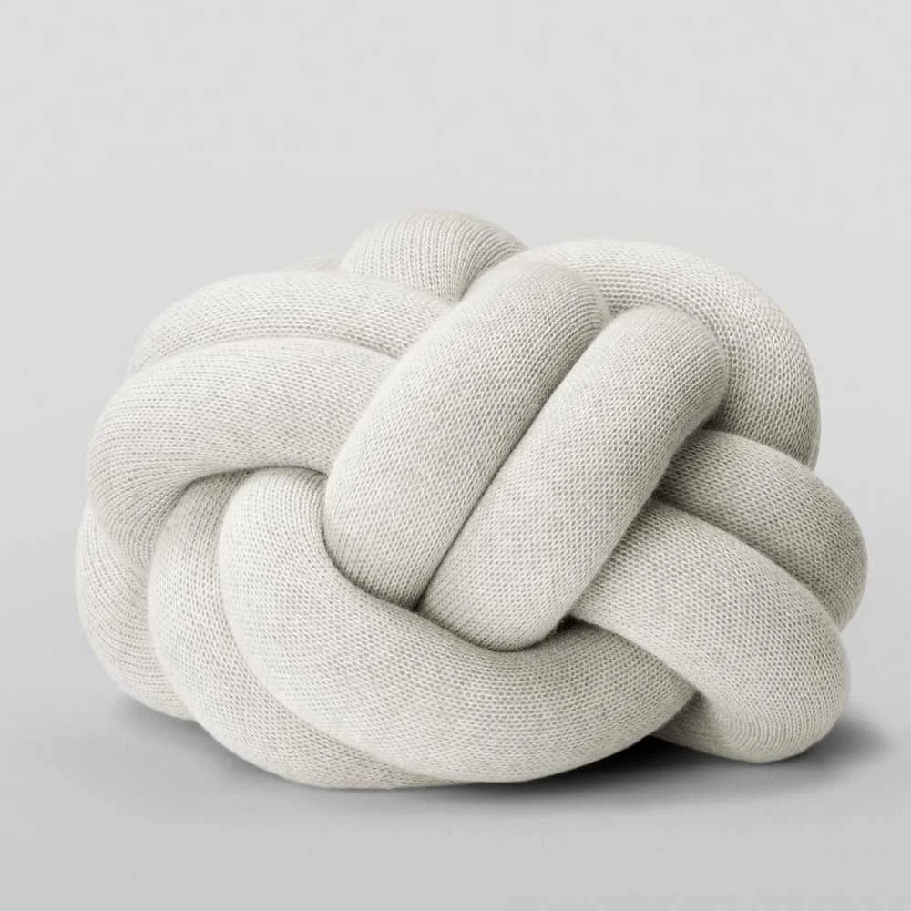 Cuscino nodo grigio chiaro