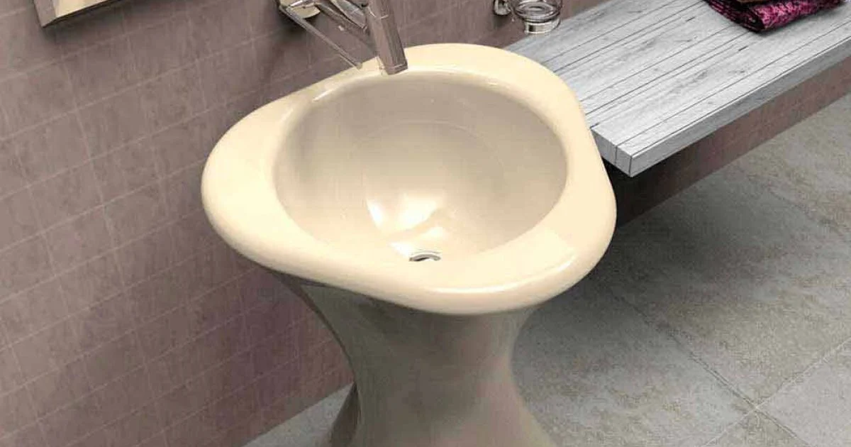 Lavabo a colonna moderno di design Twister made in Italy