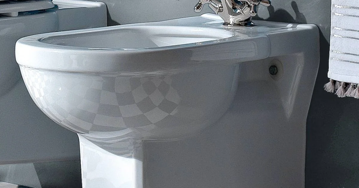 Bidet Monoforo Vintage Sospeso in Ceramica Bianca Made in Italy – Marwa