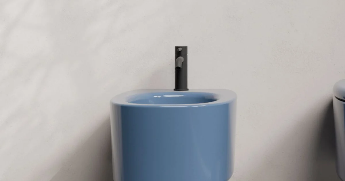 Bidet Sospeso in Ceramica di Diversi Colori Made in Italy - Ragazza