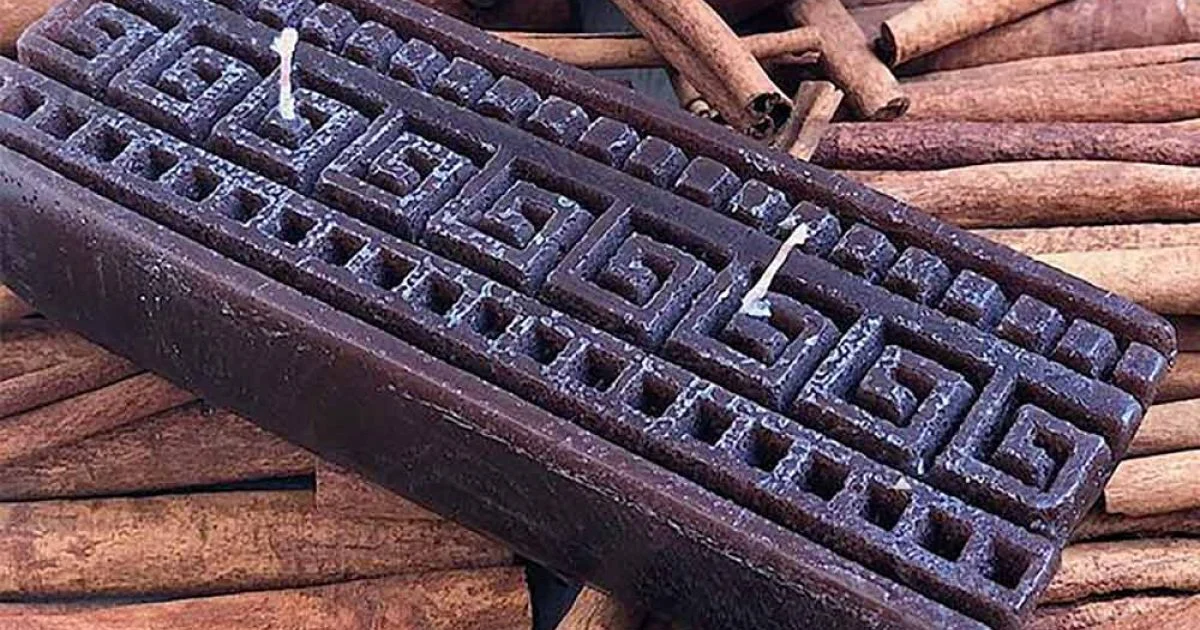 Candela Artigianale Profumata alla Cannella Rettangolare Made in Italy - Alissa