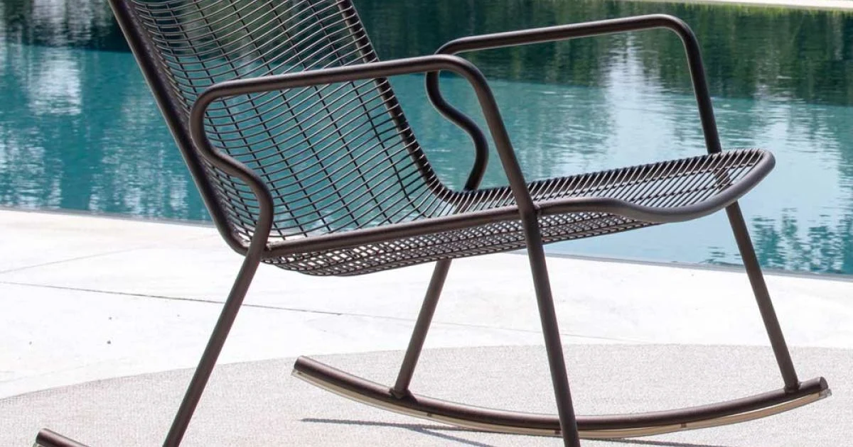 Chaise Longue a Dondolo da Esterno in Metallo Zincato Made in Italy - Vikas