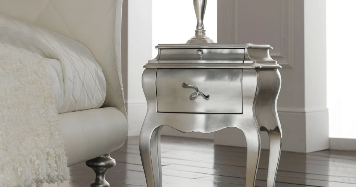 Comodino in Legno Massello Finitura Foglia Argento Made in Italy - Bruges