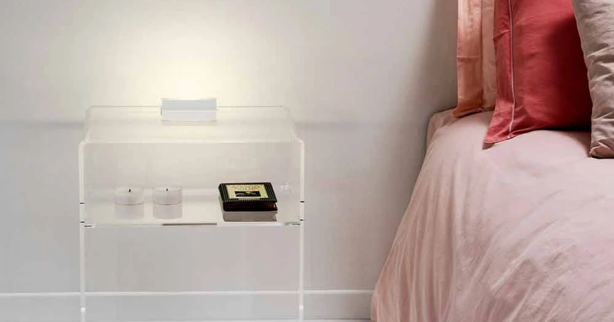 Comodino trasparente con luce LED illuminabile al tocco Adelia