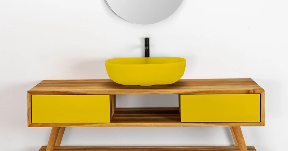 Composizione Bagno con Mobile in Teak e Lavabo Dettagli Gialli - Georges