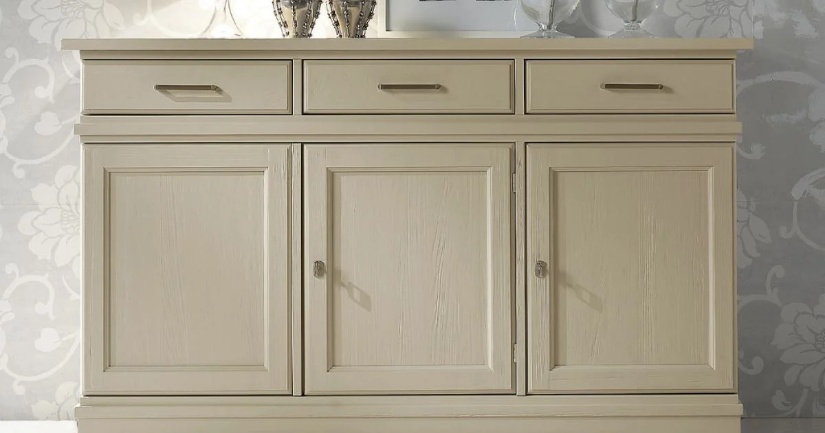 Credenza con 3 Ante e 3 Cassetti in Avorio Patinato Made in Italy - Gleti