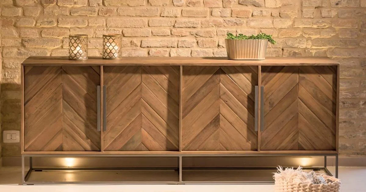 Credenza da Soggiorno in  Legno Tropicale Riciclato e Piedi in Metallo - Slide