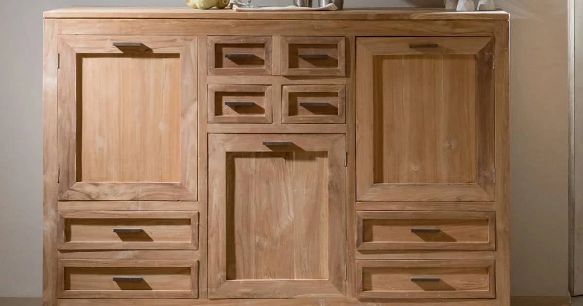 Credenza in Teak Massello con 3 Ante e 8 Cassetti - Quan