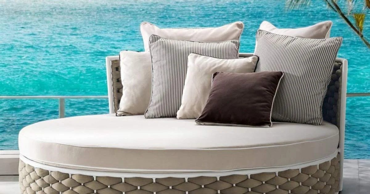 Daybed da Esterno in Alluminio e Tessuto Intrecciato a Mano - Reda