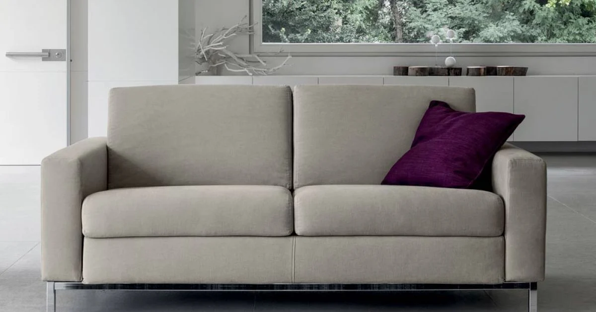 Divano con Apertura a Letto in Metallo e Poliuretano Made in Italy - Folle