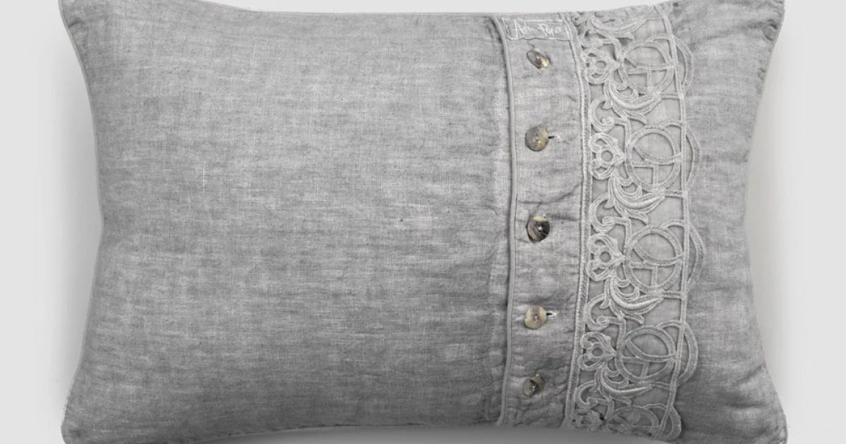 Federa Cuscini Letto in Lino Grigio con Pizzo Sinergia di Lusso Italiano - Stego