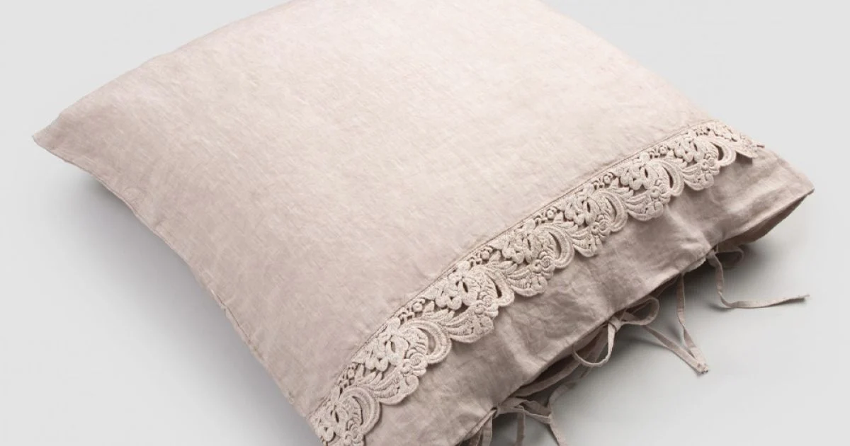 Federa in Lino con Pizzo Armonia e Laccetti in Polvere o Retro - Masone