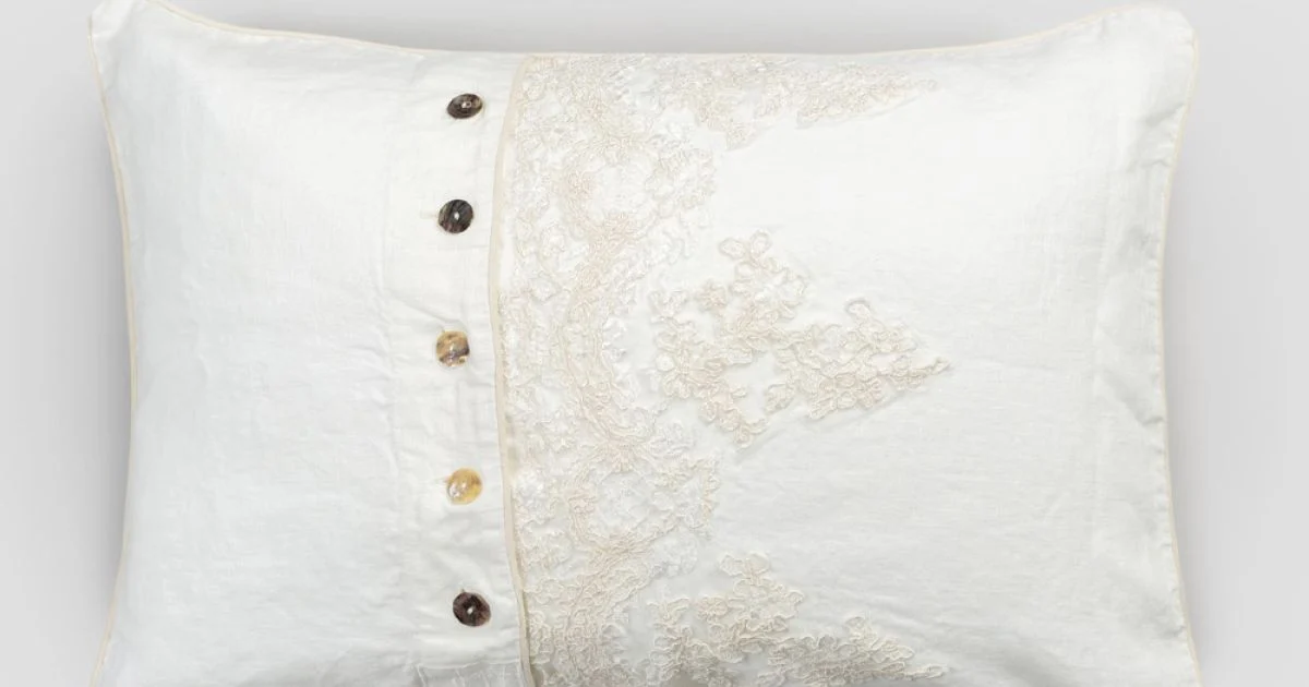 Federa Rettangolare con Pizzo Elegante in Lino Bianco Design da Letto - Gioiano