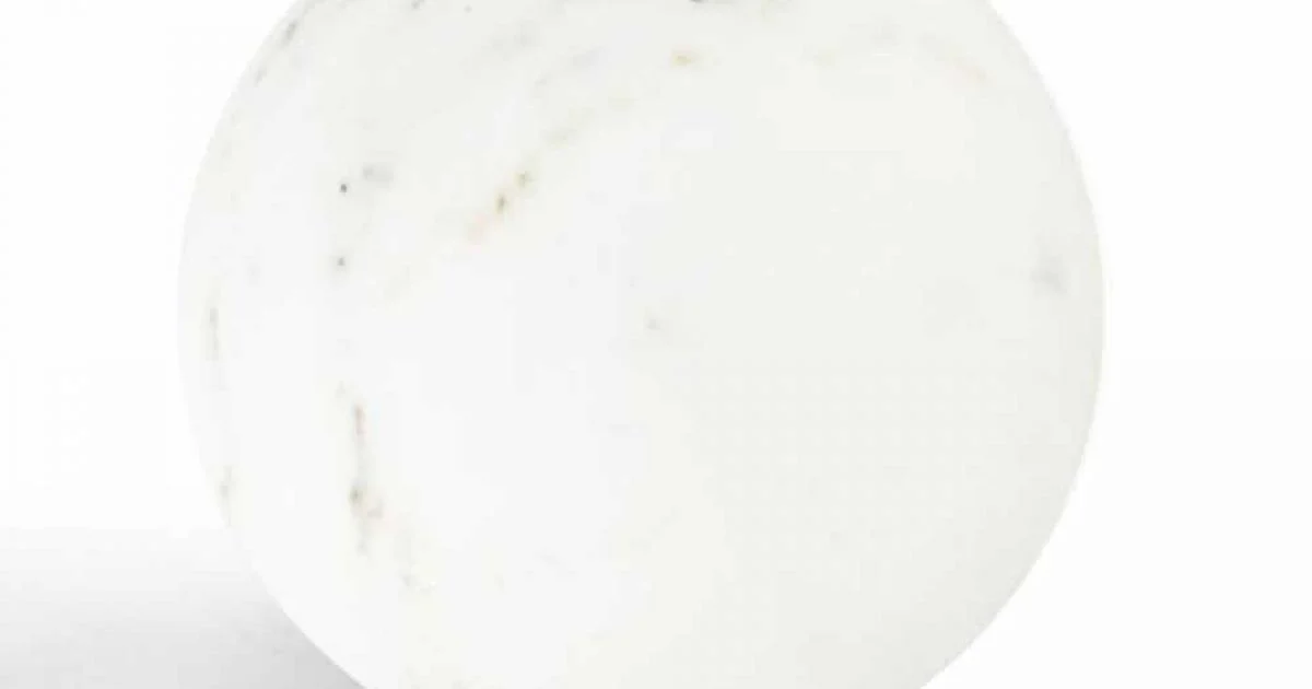 Fermacarte Moderno a Sfera in Marmo Bianco Satinato Italiano, 2 Pezzi - Sphere