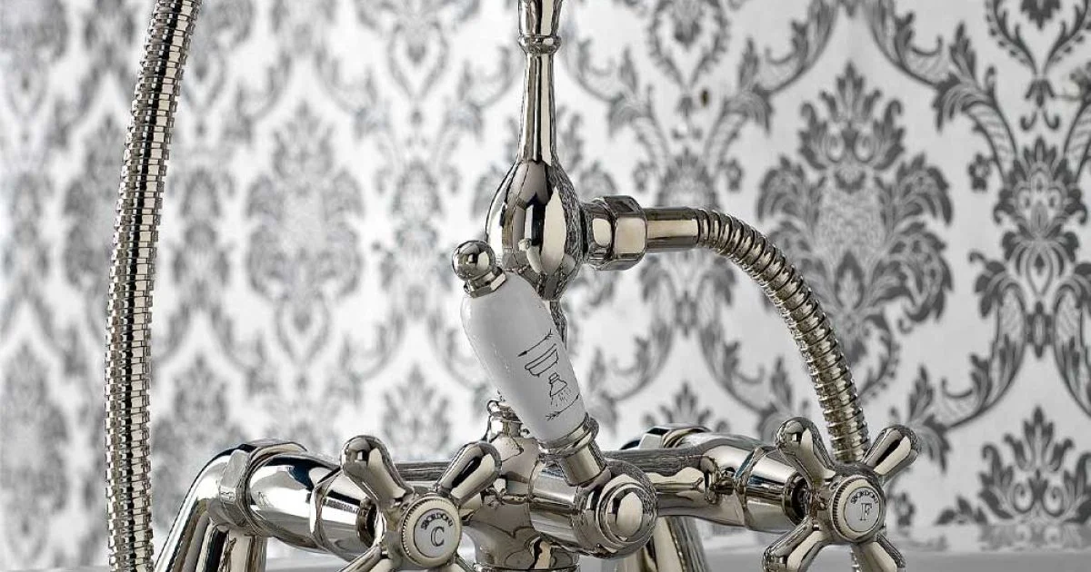 Gruppo Bordo Vasca Classico con Doccetta in Ottone Made in Italy - Ercolina