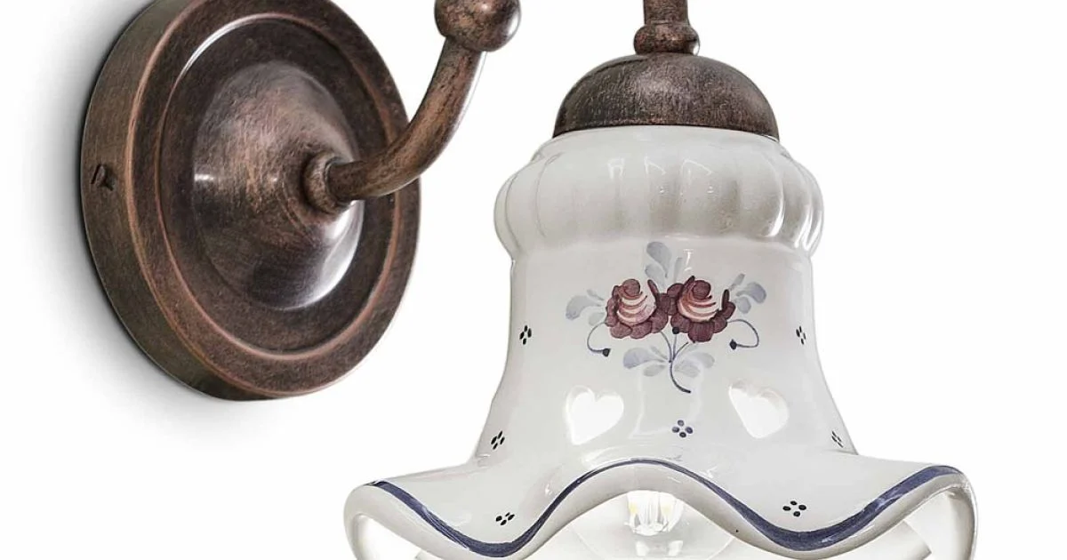 Lampada a parete in ceramica decorata rustica Ferroluce Chieti