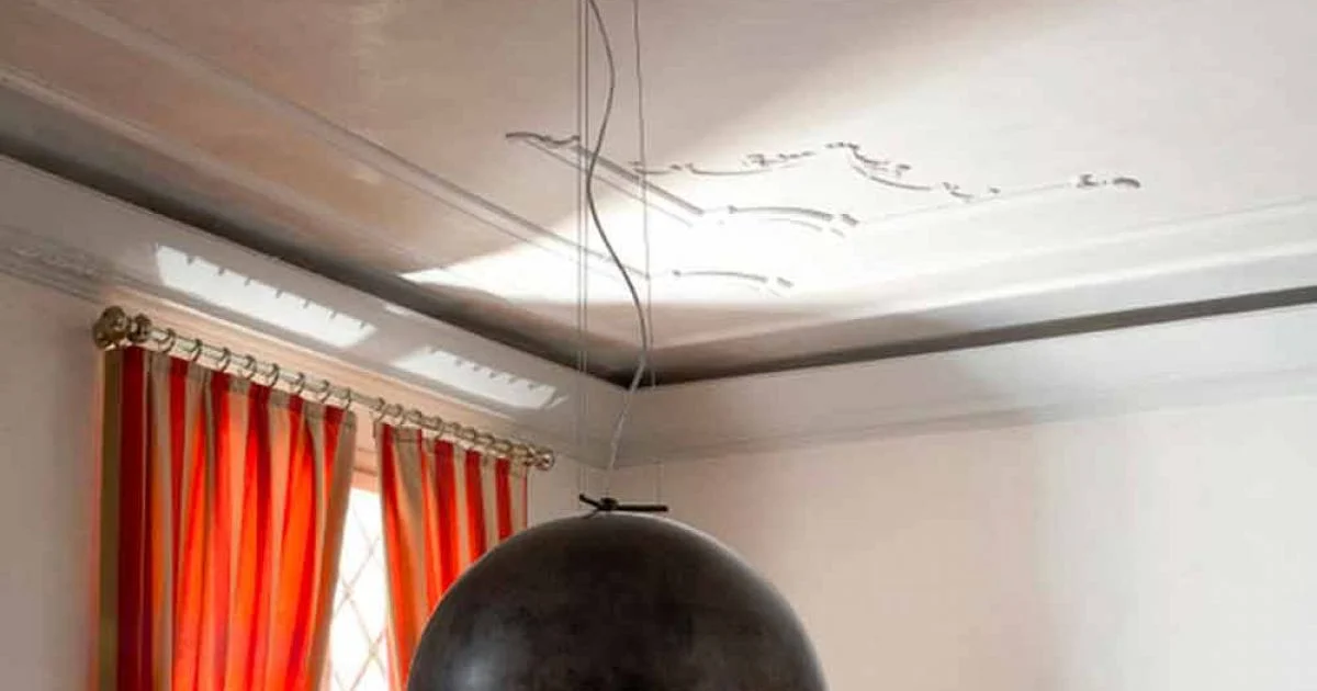 Lampada a sospensione piccola in acciaio Moonlight di Aldo Bernardi