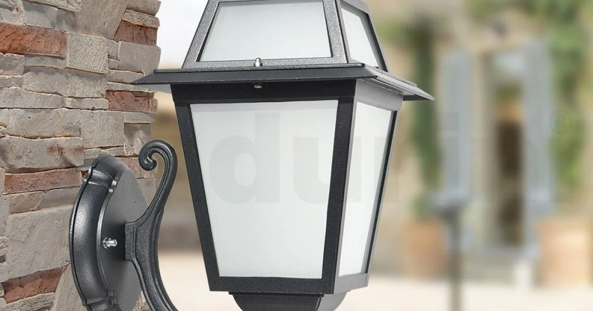 Lampada da Muro Outdoor in Alluminio Pressofuso e Vetro Made in Italy - Elric