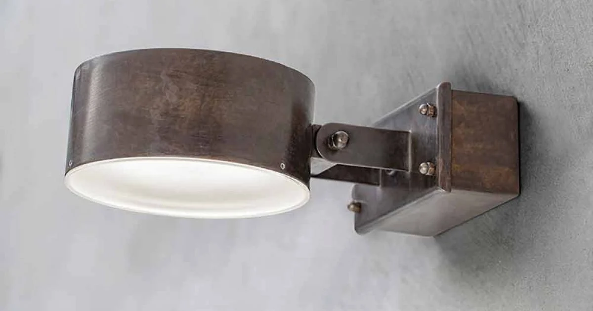 Lampada da Parete da Esterno in Ottone Made in Italy – Acelum Aldo Bernardi