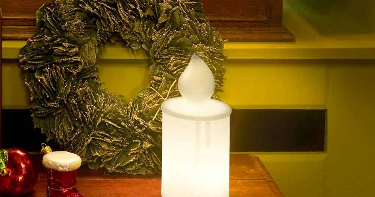 Lampada da Tavolo a Led Bianca Candela Luminosa Design di Slide - Fiamma