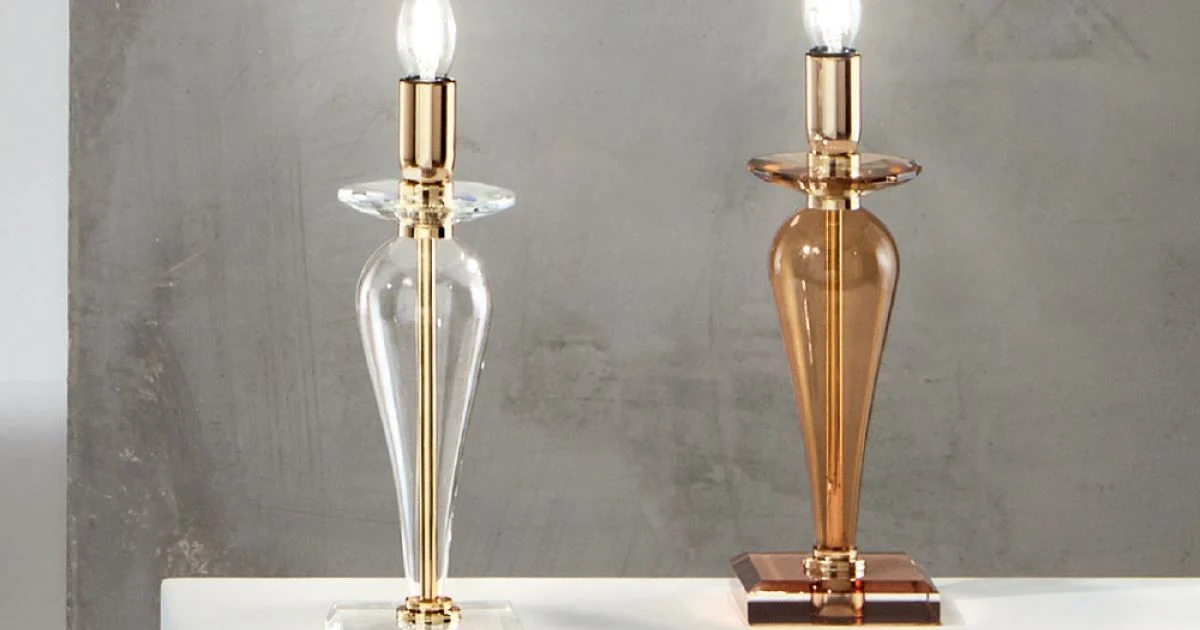 Lampada da Tavolo Classica in Vetro Italiano e Metallo Dorato - Oliver