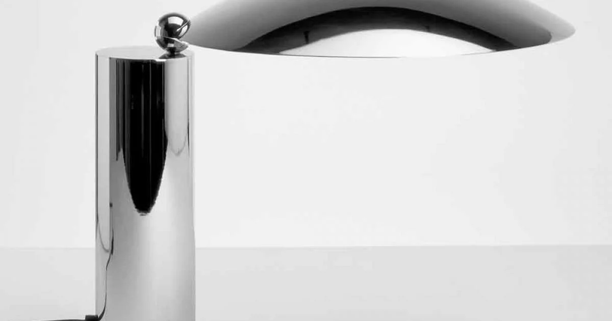 Lampada da Tavolo in Metallo Cromato o Nero con LED Made in Italy - Orlando
