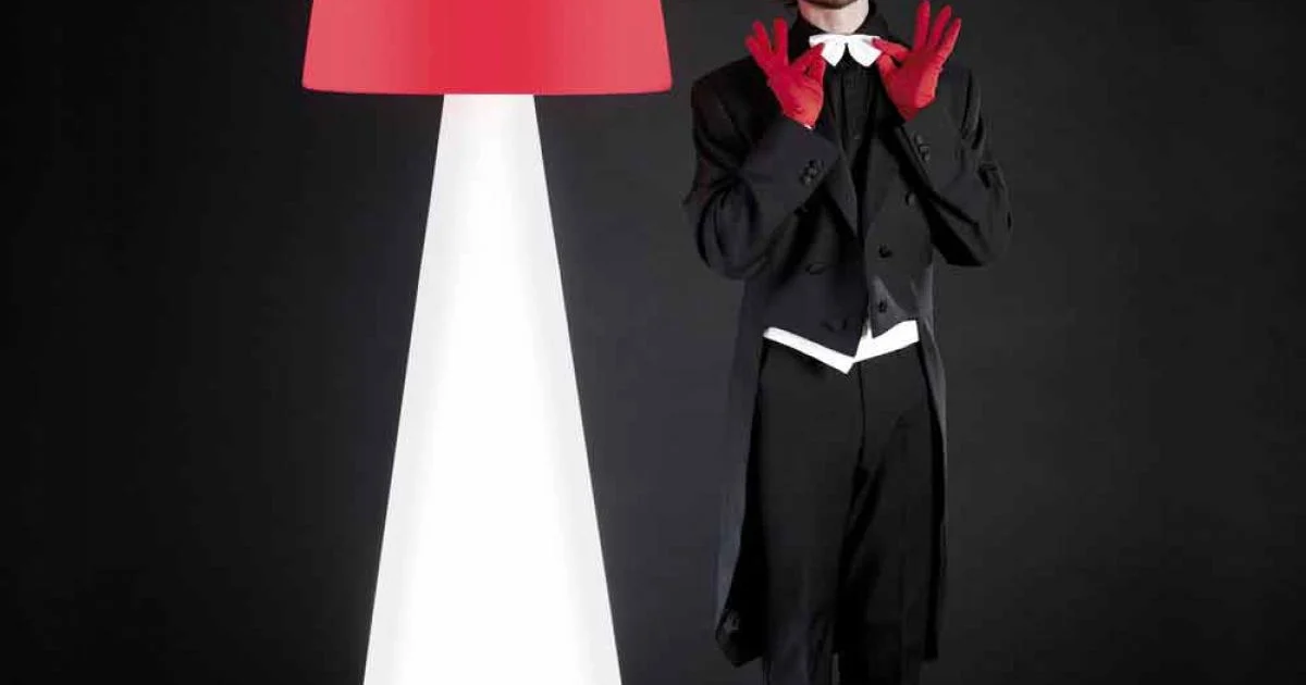 Lampada da terra bianca di design Slide Pivot, fatta Italia