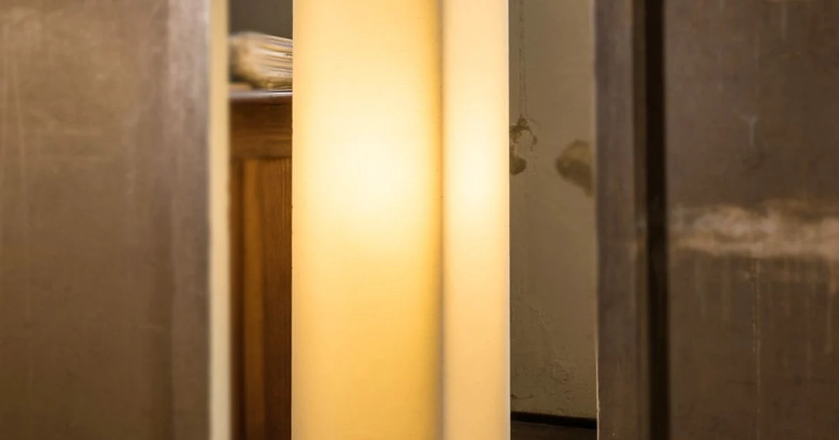 Lampada in Cera Effetto Graffiato Alta e di Design Made in Italy - Dalila