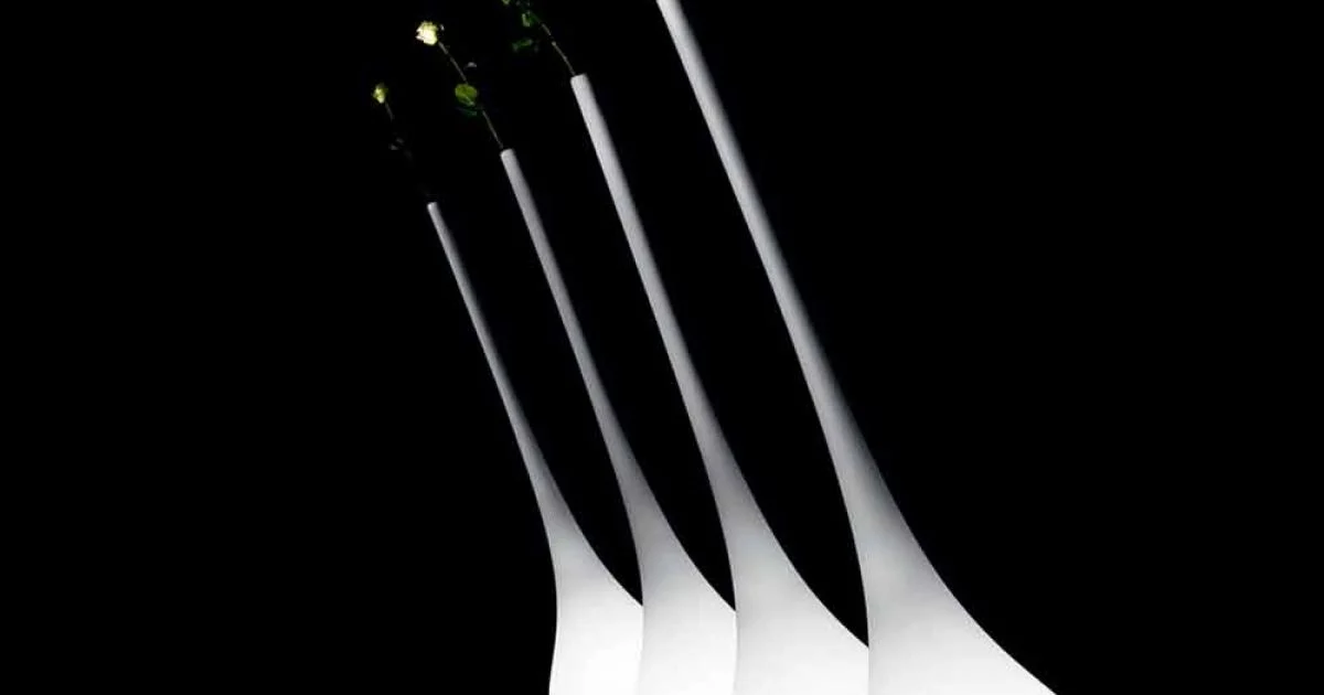 Lampada in Plastica di Design Vaso Portafiori Luminoso - Ampoule by Myyour