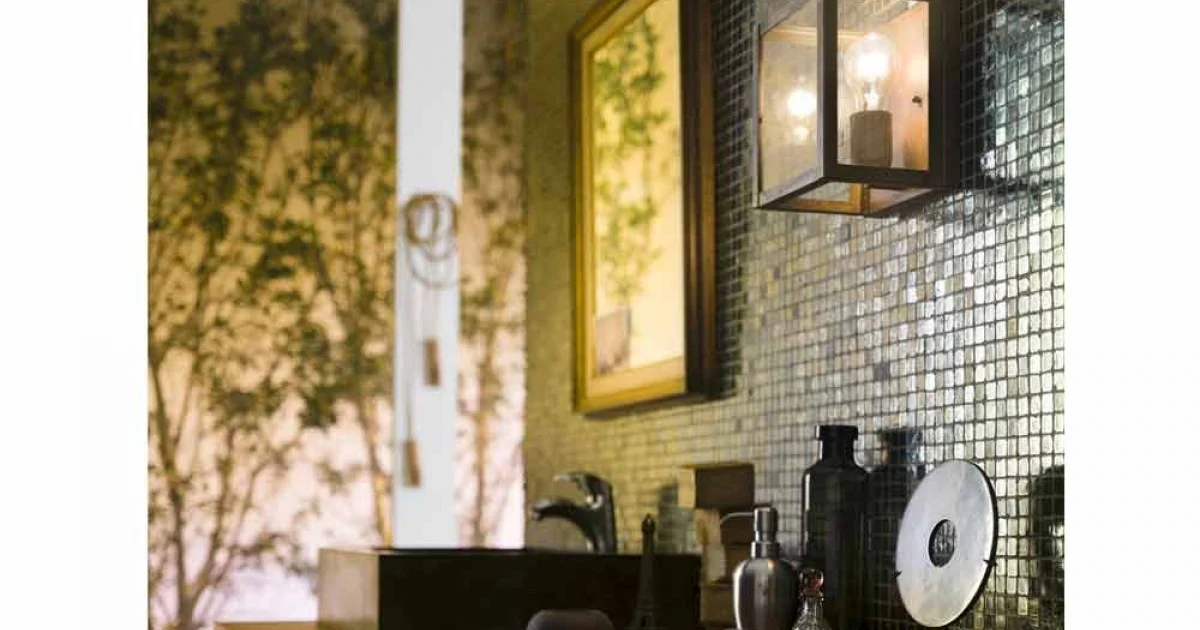 Lampada industriale da parete in ottone e vetro Quadro Il Fanale