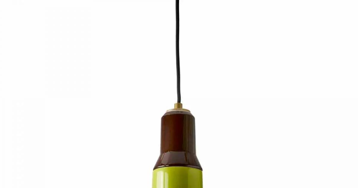 Lampada moderna sospesa in ottone e ceramica fatta in Italia Asia