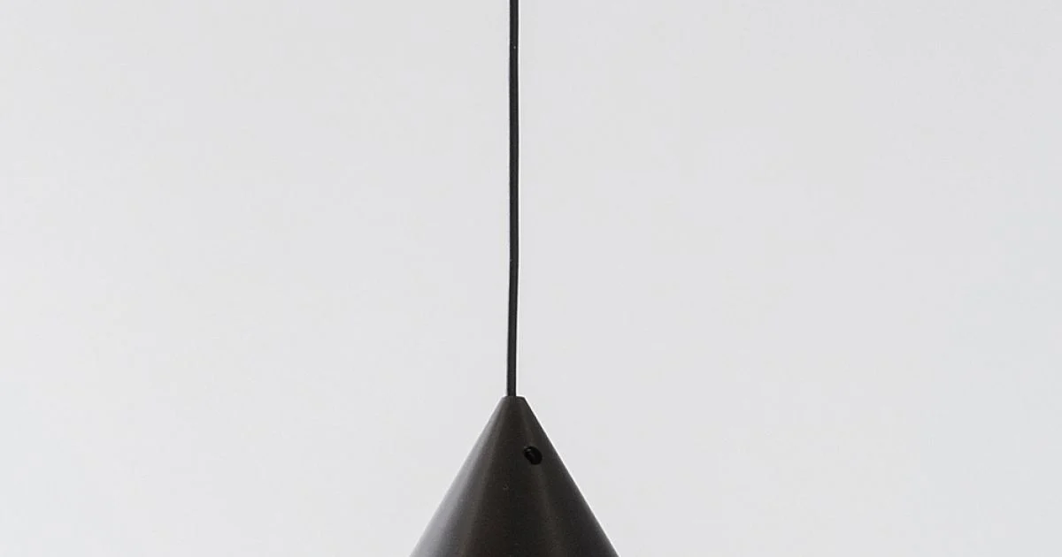Lampada Sospesa Filo Alluminio Nero Cono Piccolo Design Minimale - Mercado
