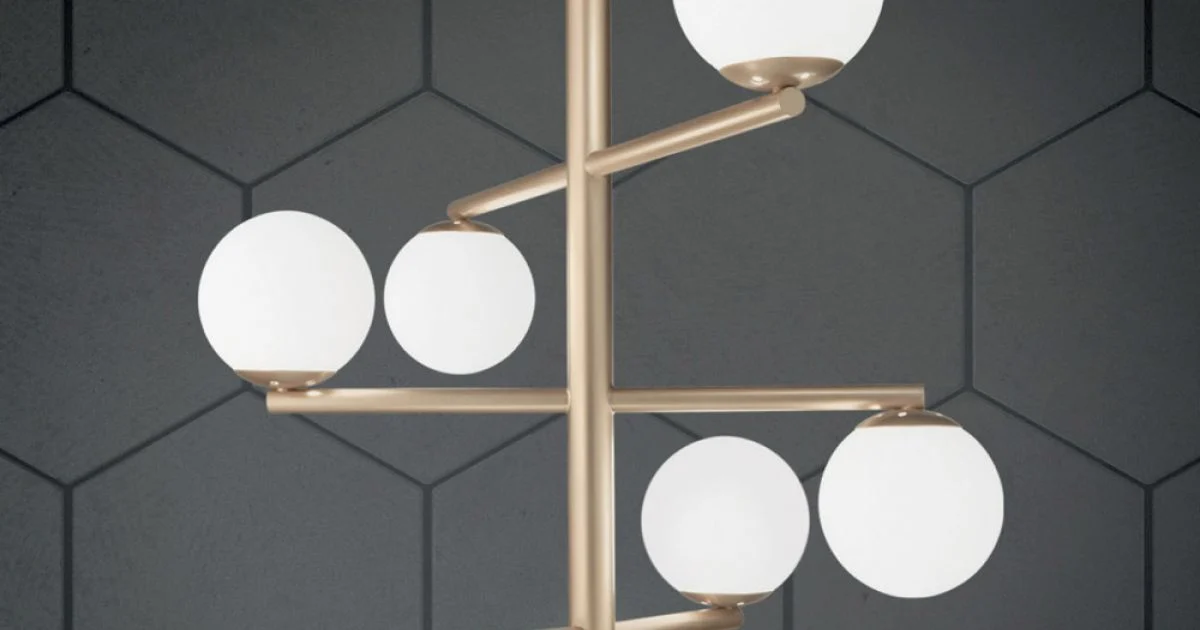 Lampadario a 6 Luci in Metallo Verniciato con Diffusori in Vetro - Lido