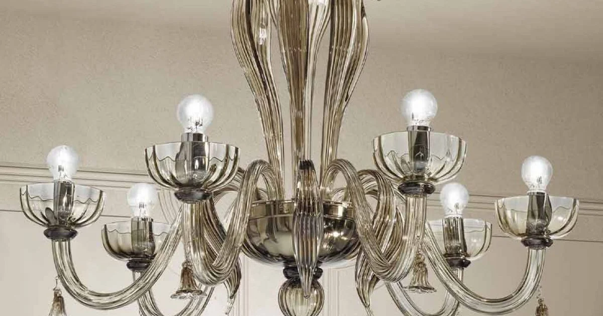 Lampadario a 6 Luci in Vetro Veneziano, Realizzato a Mano in Italia - Regina