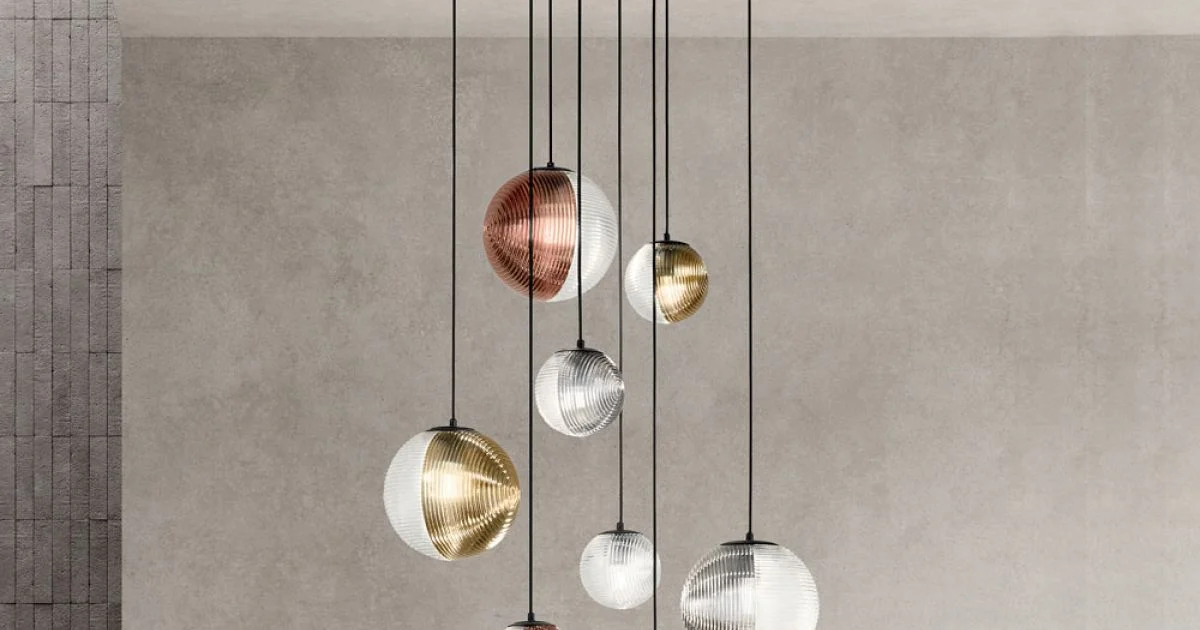 Lampadario con 8 Luci in Vetro Soffiato a Forma di Sfera Made in Italy - Prilla