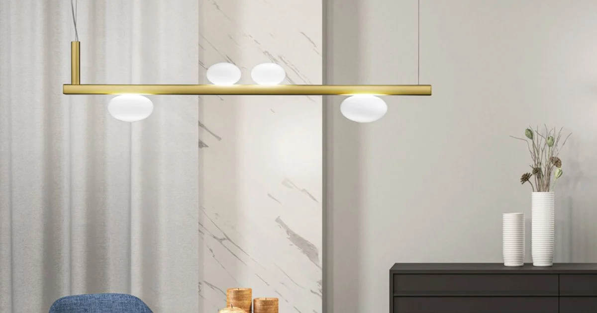 Lampadario in Alluminio e Luce in Vetro Soffiato Bianco - Alma