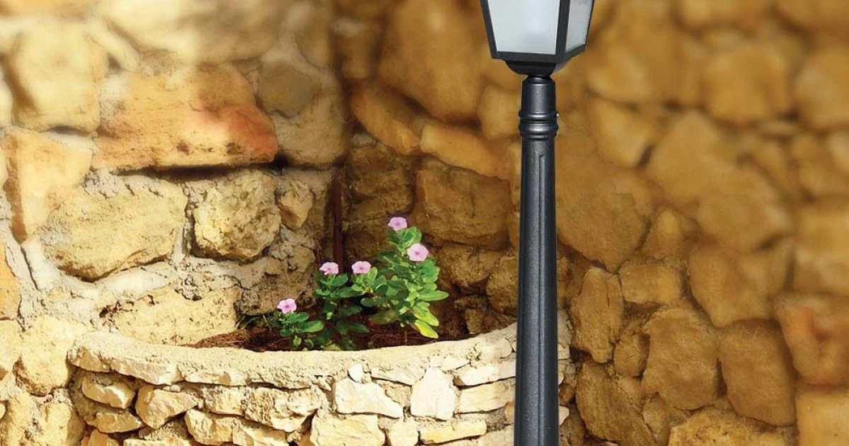 Lampione Alto 116 cm in Vetro e Alluminio Antracite Made in Italy - Scintilla