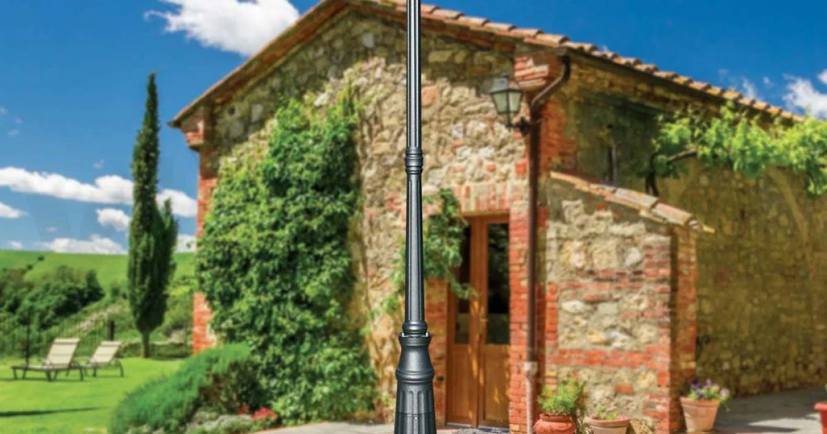 Lampione Alto 242 cm in Acrilico e Alluminio Antracite Made in Italy - Trovaantracite