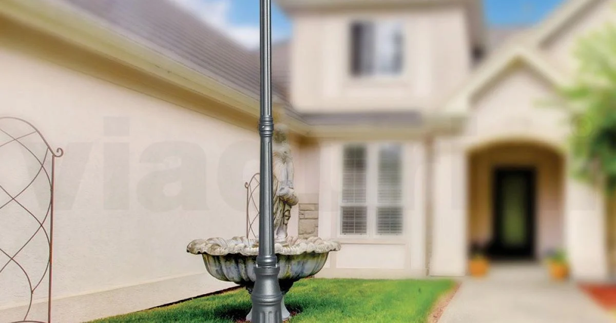 Lampione Alto 249 cm in Vetro e Alluminio Antracite Made in Italy - Scintilla