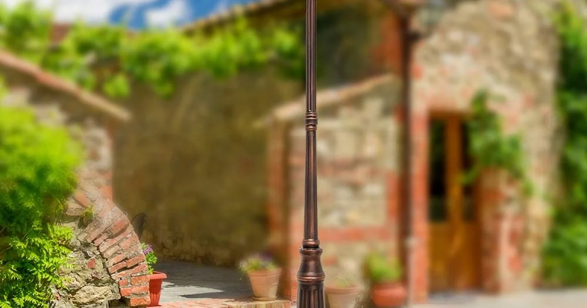 Lampione da Esterno Alto 252 cm in Vetro e Alluminio Pressofuso - Alchimista