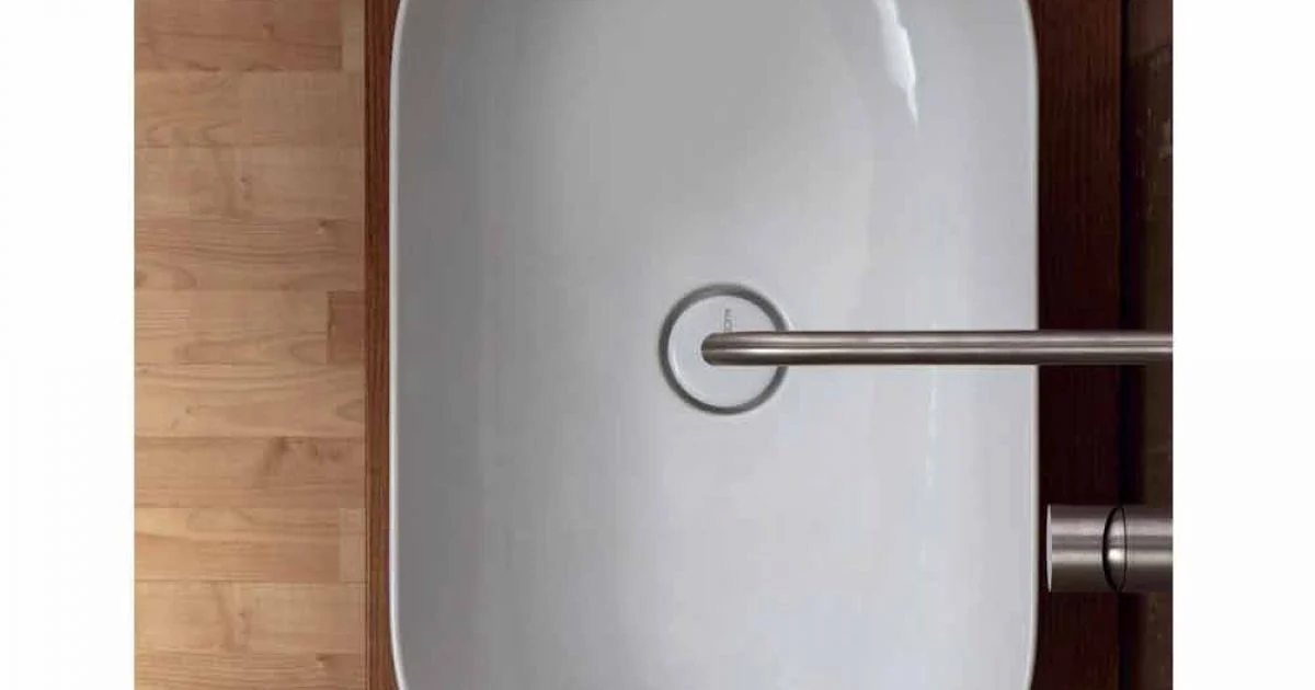 Lavabo 70x35cm da appoggio in ceramica made Italy Star, design moderno
