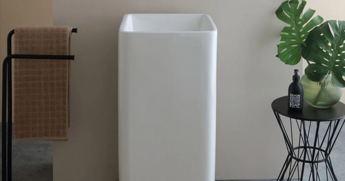 Lavabo a Terra Freestanding Quadrato in Ceramica dal Design Moderno - Papavero