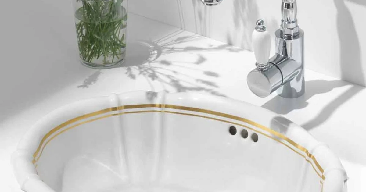 Lavabo bagno da incasso in porcellana e oro made in Italy, Santiago